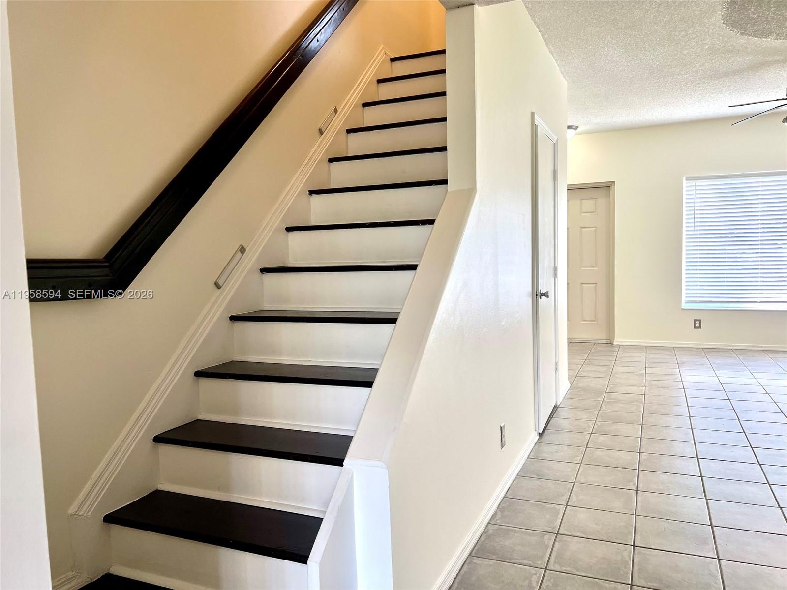 271 Duval Ct