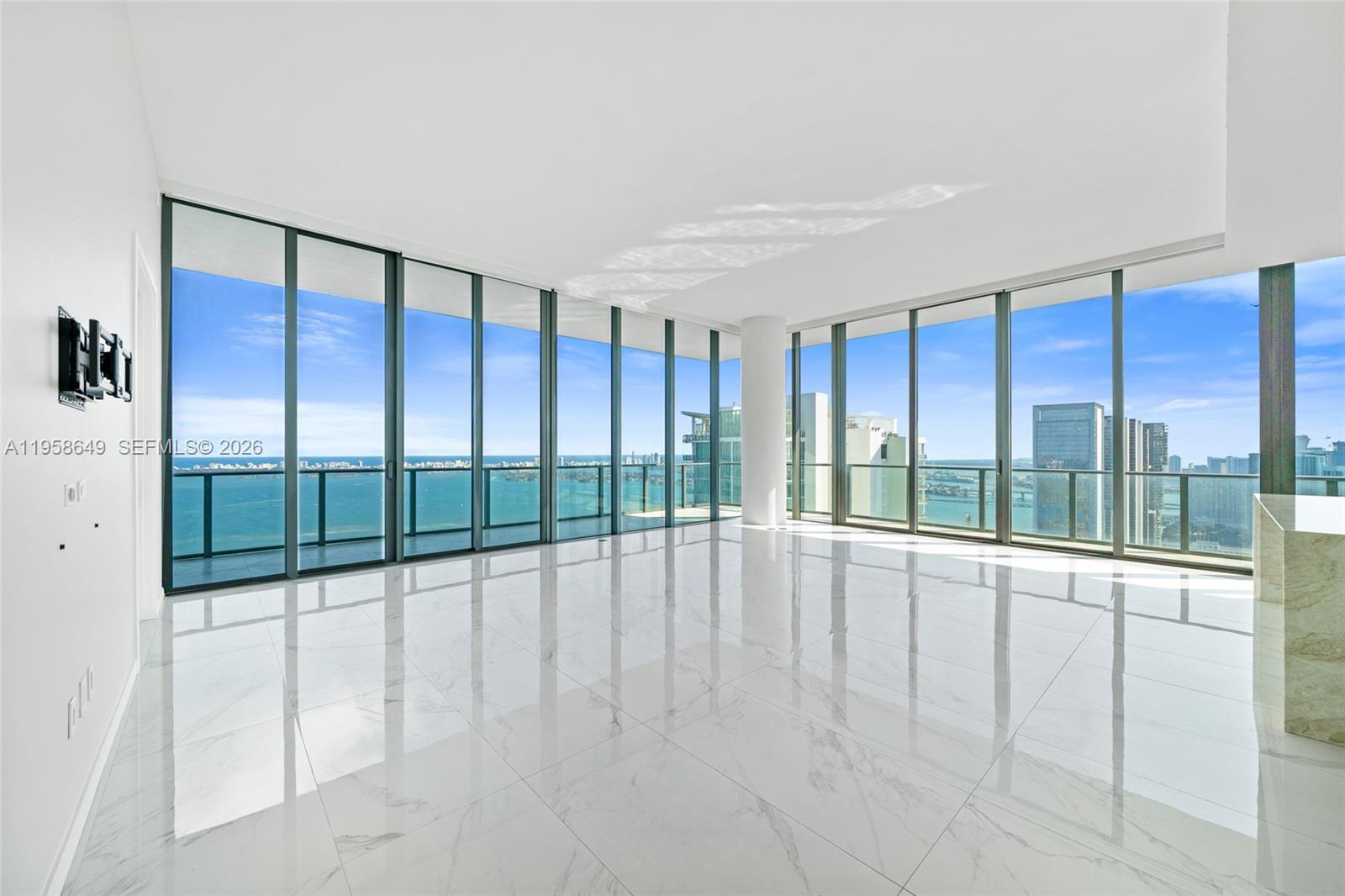 480 NE 31st St Unit: PH5101