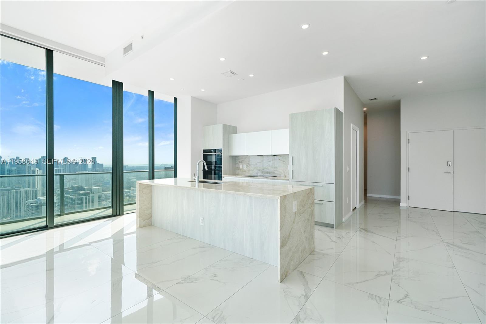 480 NE 31st St Unit: PH5101