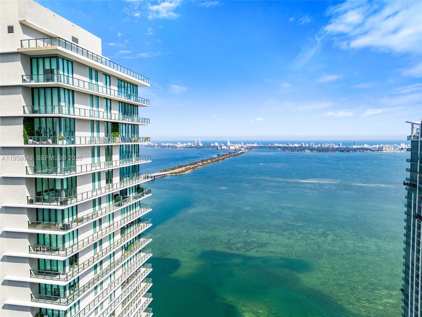 480 NE 31st St Unit: PH5101