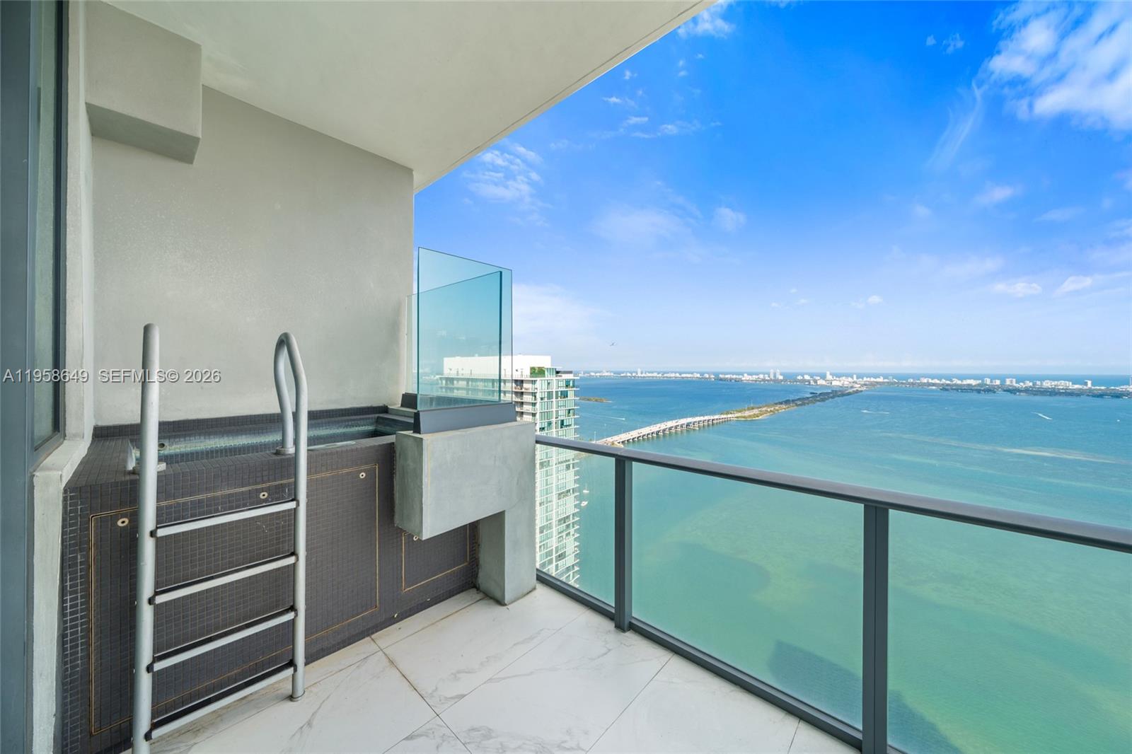 480 NE 31st St Unit: PH5101