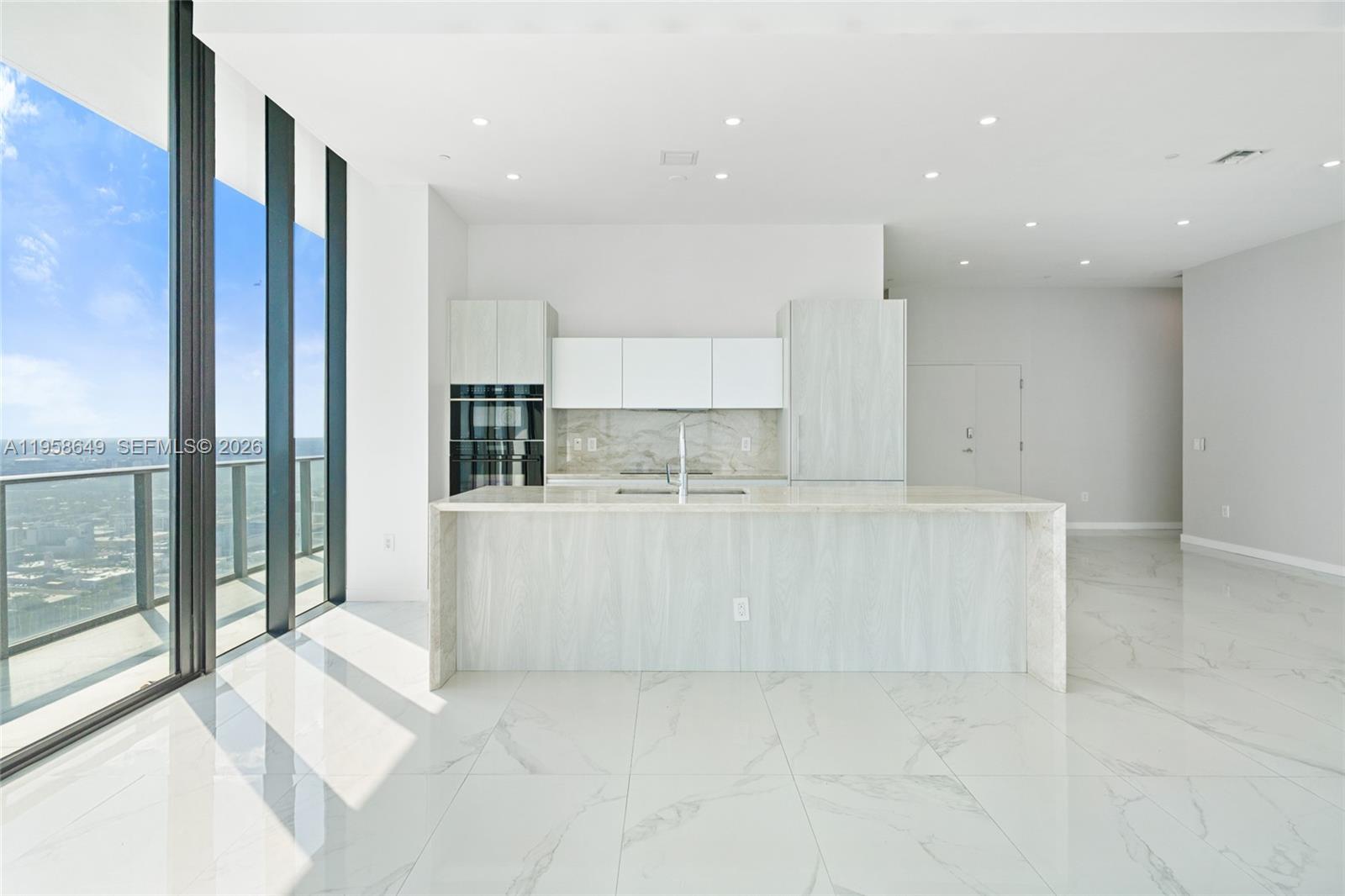 480 NE 31st St Unit: PH5101