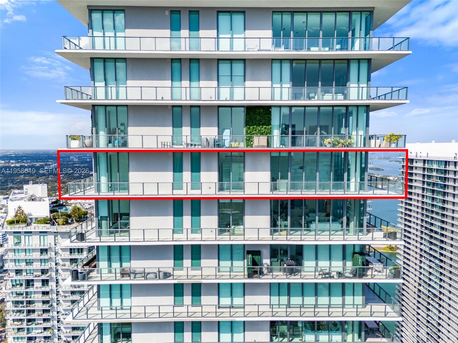 480 NE 31st St Unit: PH5101