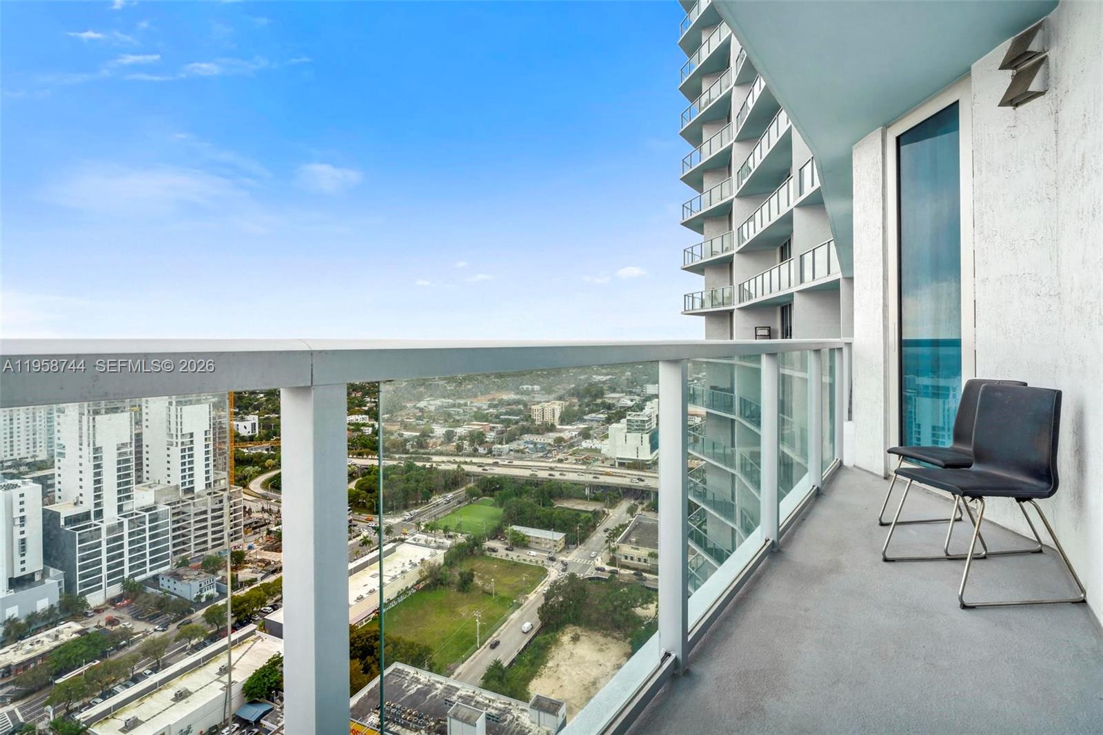 185 SW 7th St # 3508