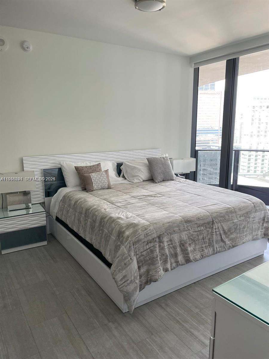 1000 Brickell Plaza # 2809