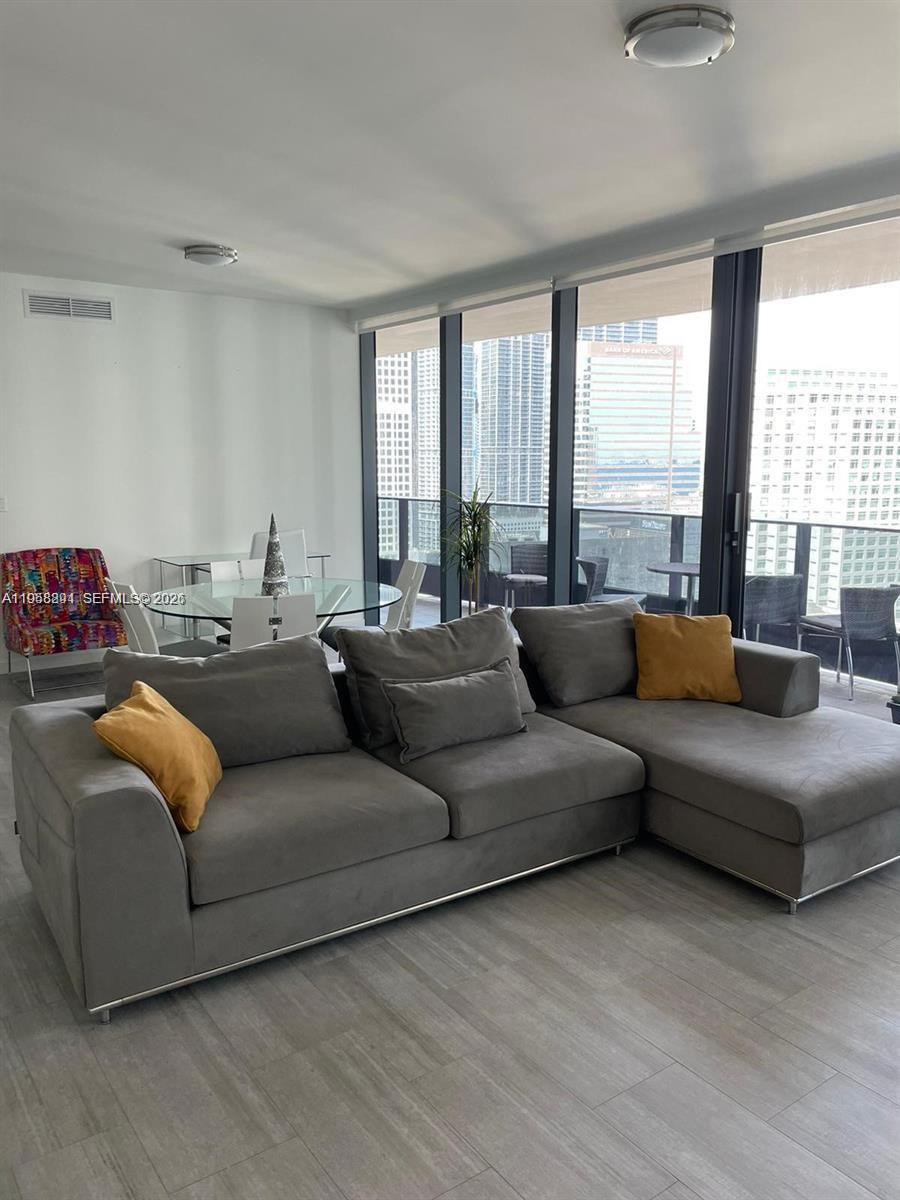 1000 Brickell Plaza # 2809