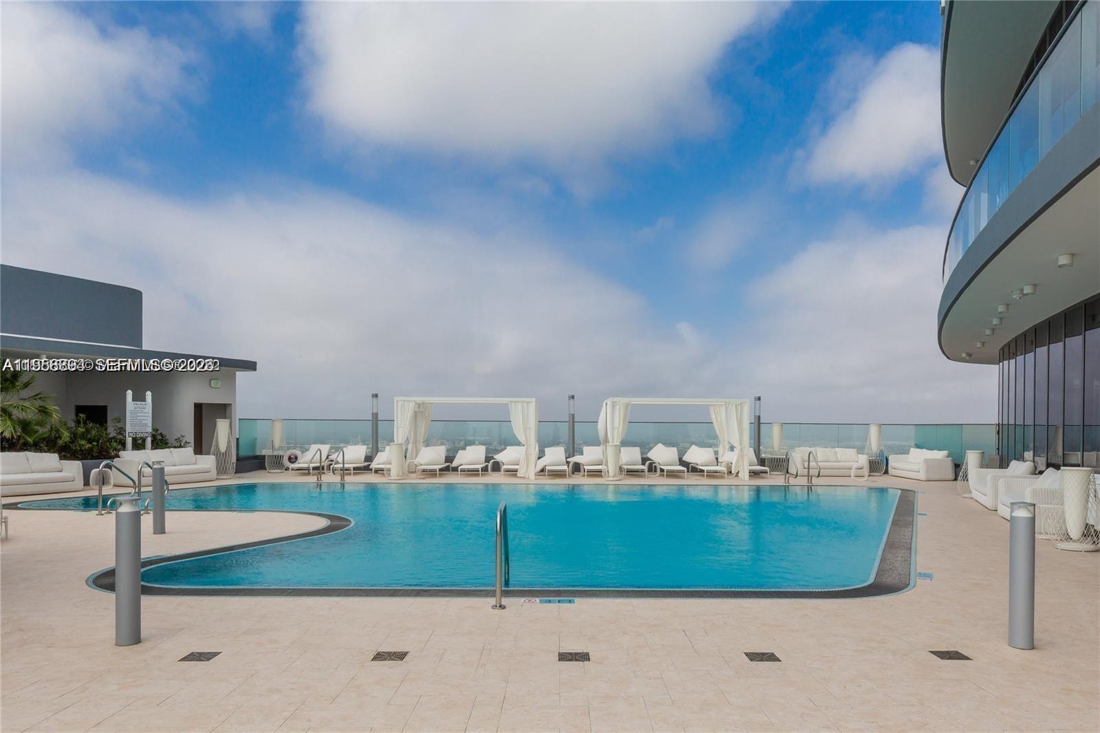 1000 Brickell Plaza # 2414