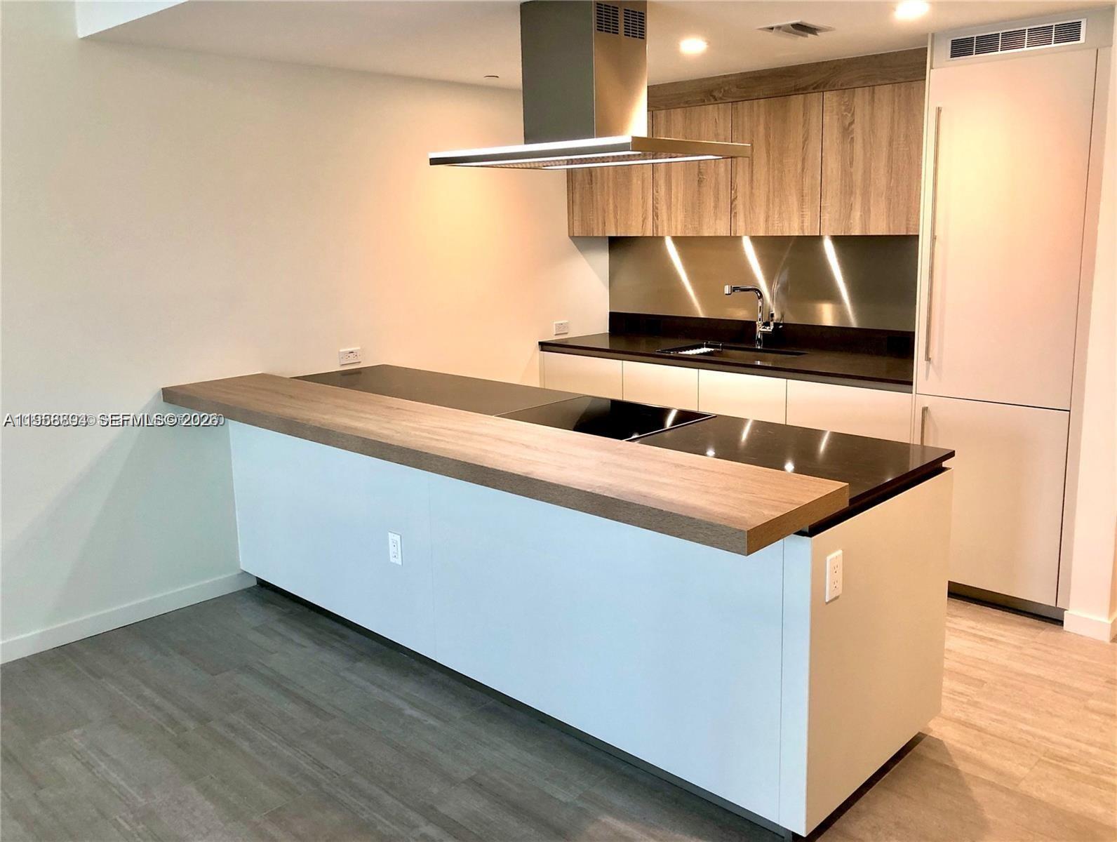 1000 Brickell Plaza # 2414