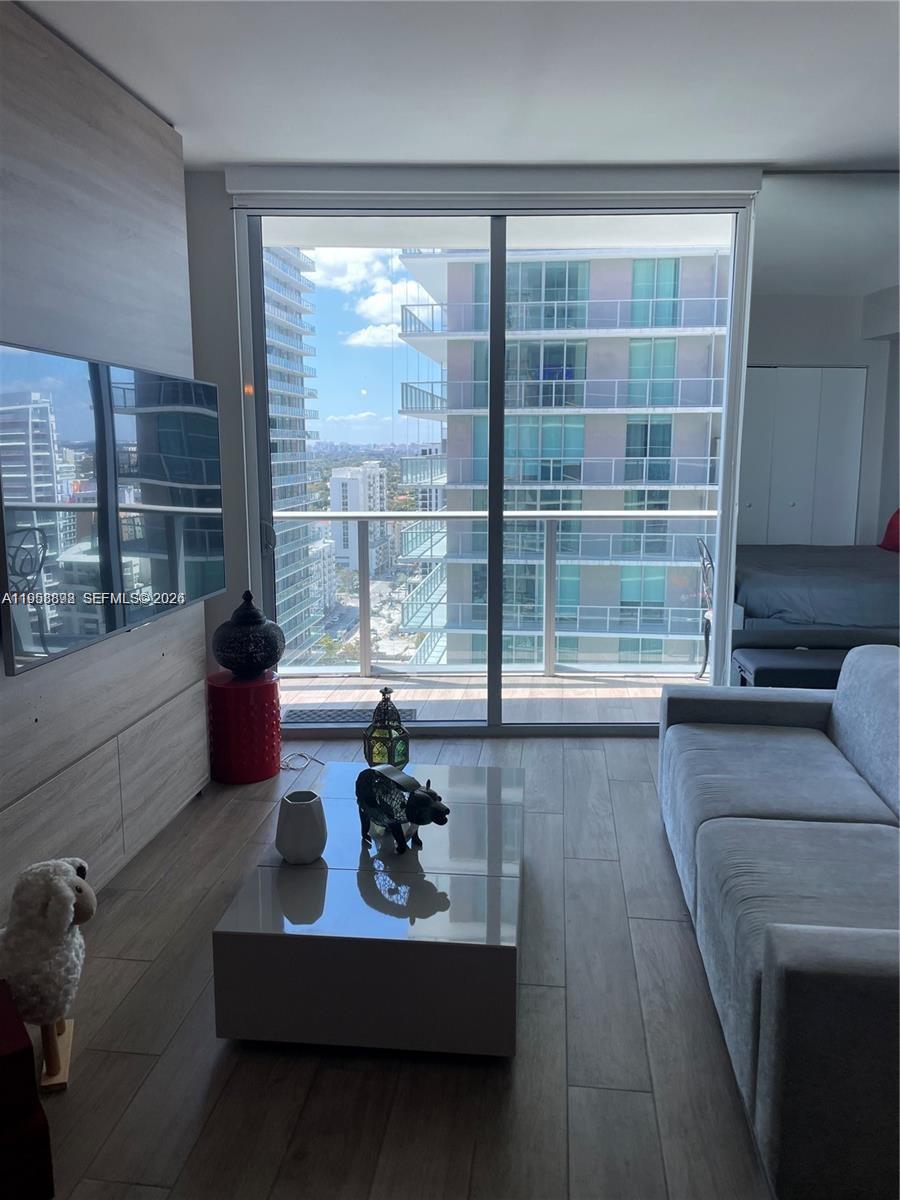 1100 S Miami Ave Unit: 2105