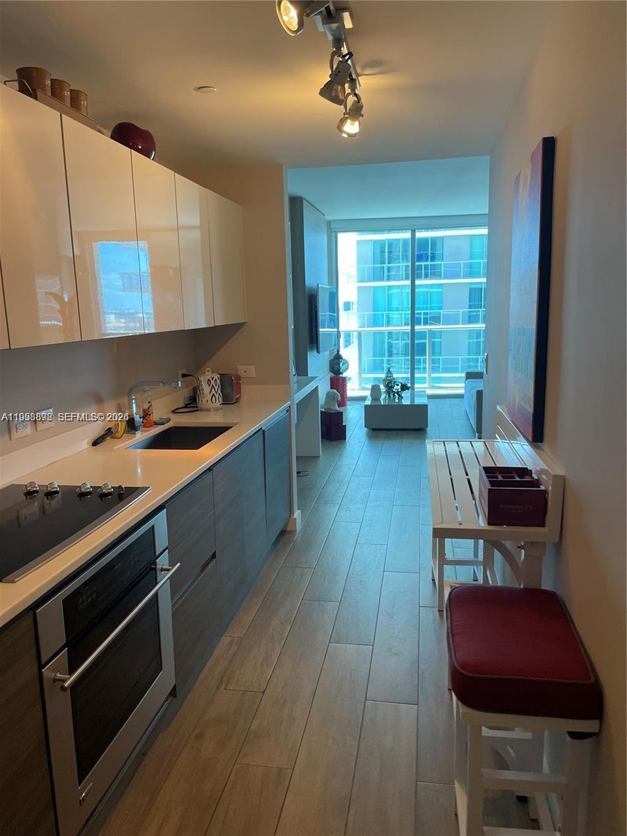 1100 S Miami Ave Unit: 2105