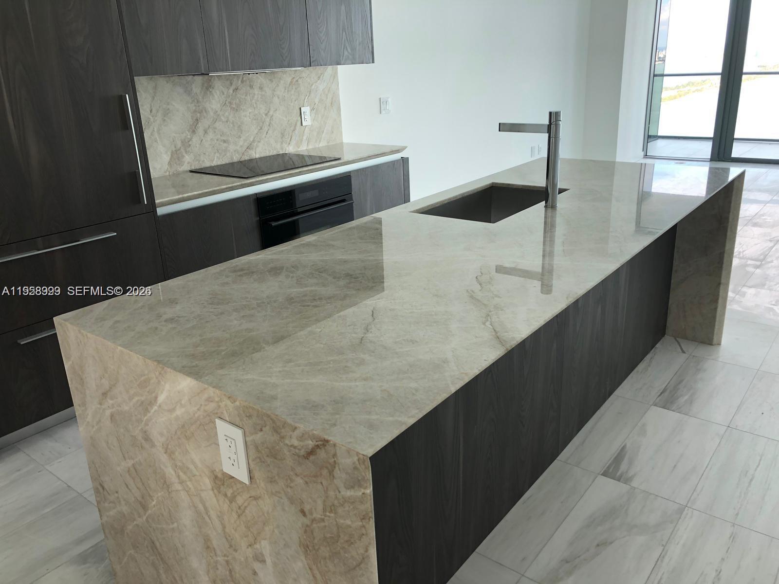 480 NE 31st St # 3504