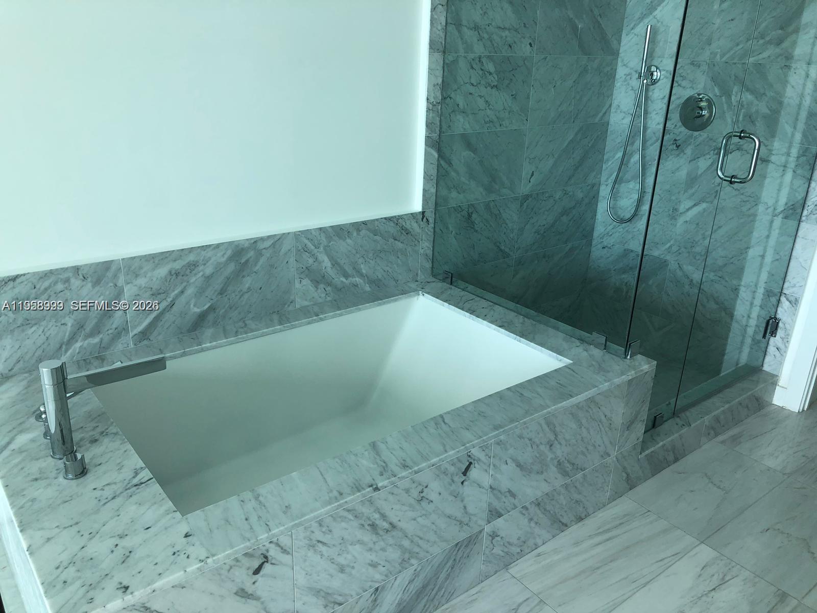 480 NE 31st St # 3504