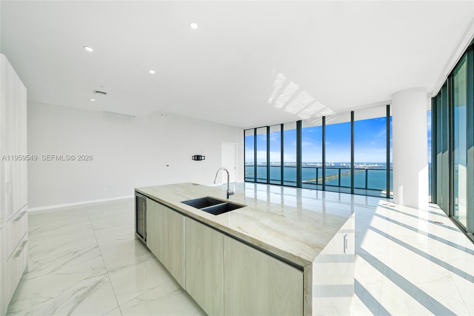 480 NE 31st St Unit: PH5101