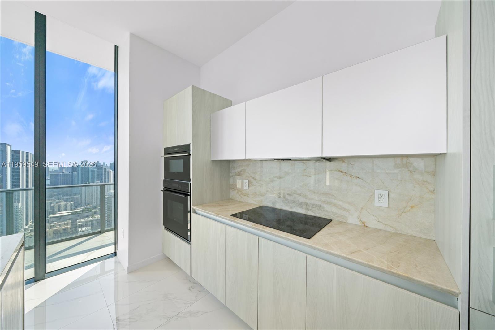 480 NE 31st St Unit: PH5101