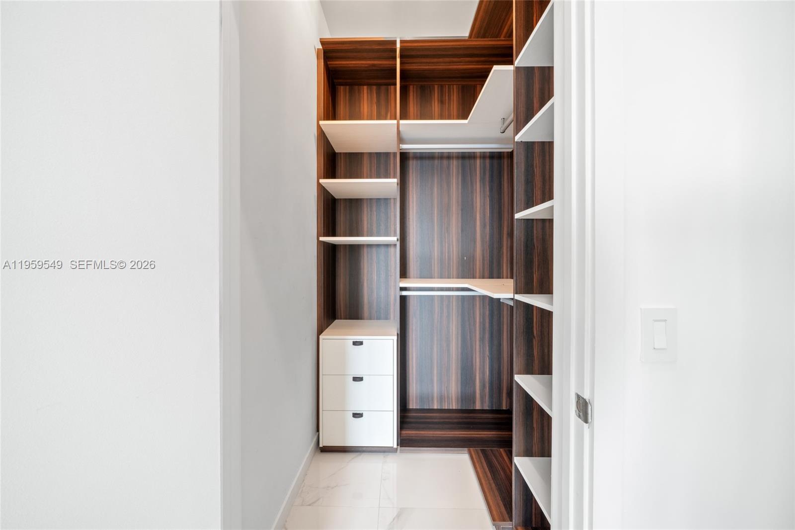 480 NE 31st St Unit: PH5101