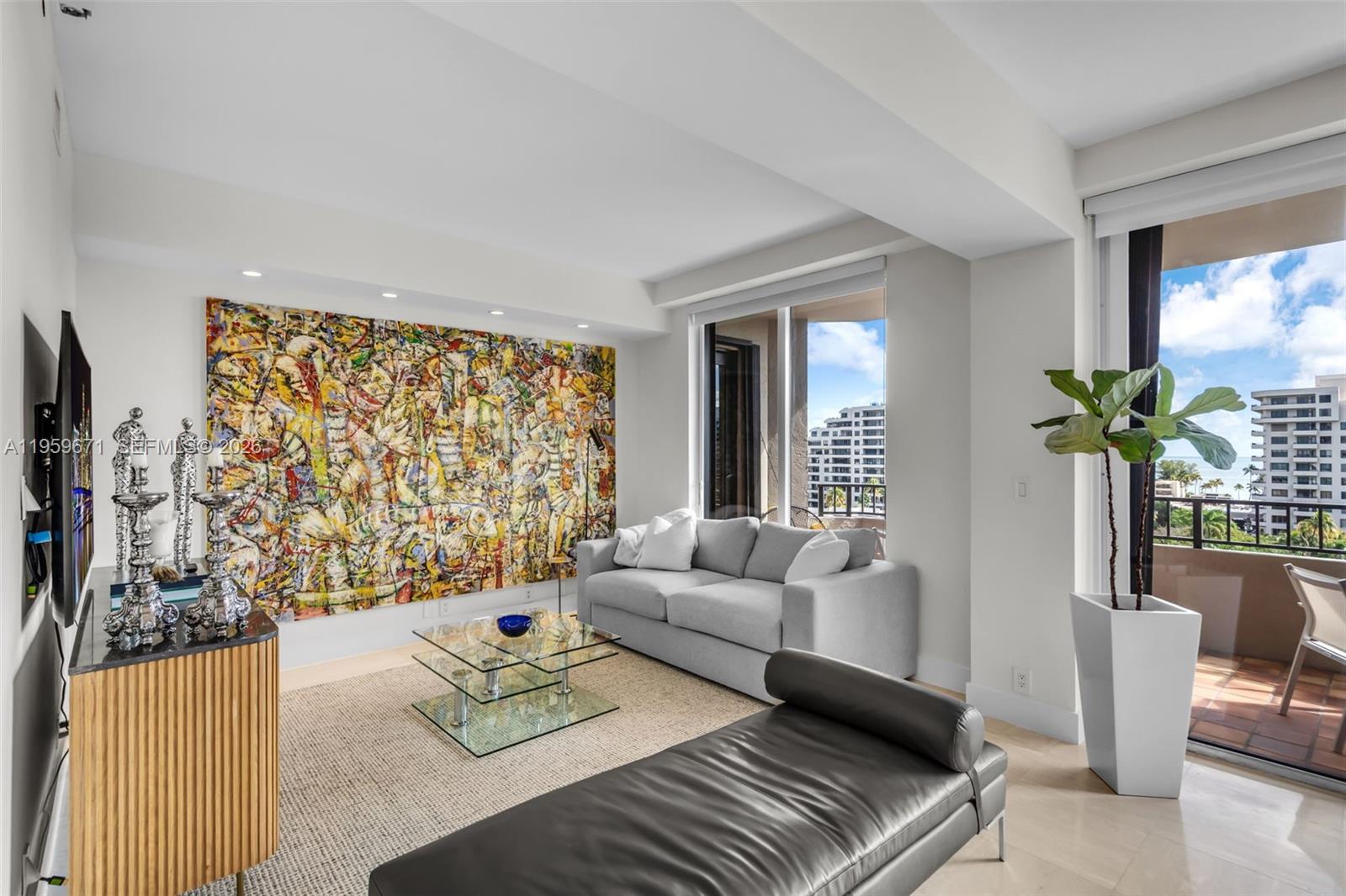 151 Crandon Blvd # 802