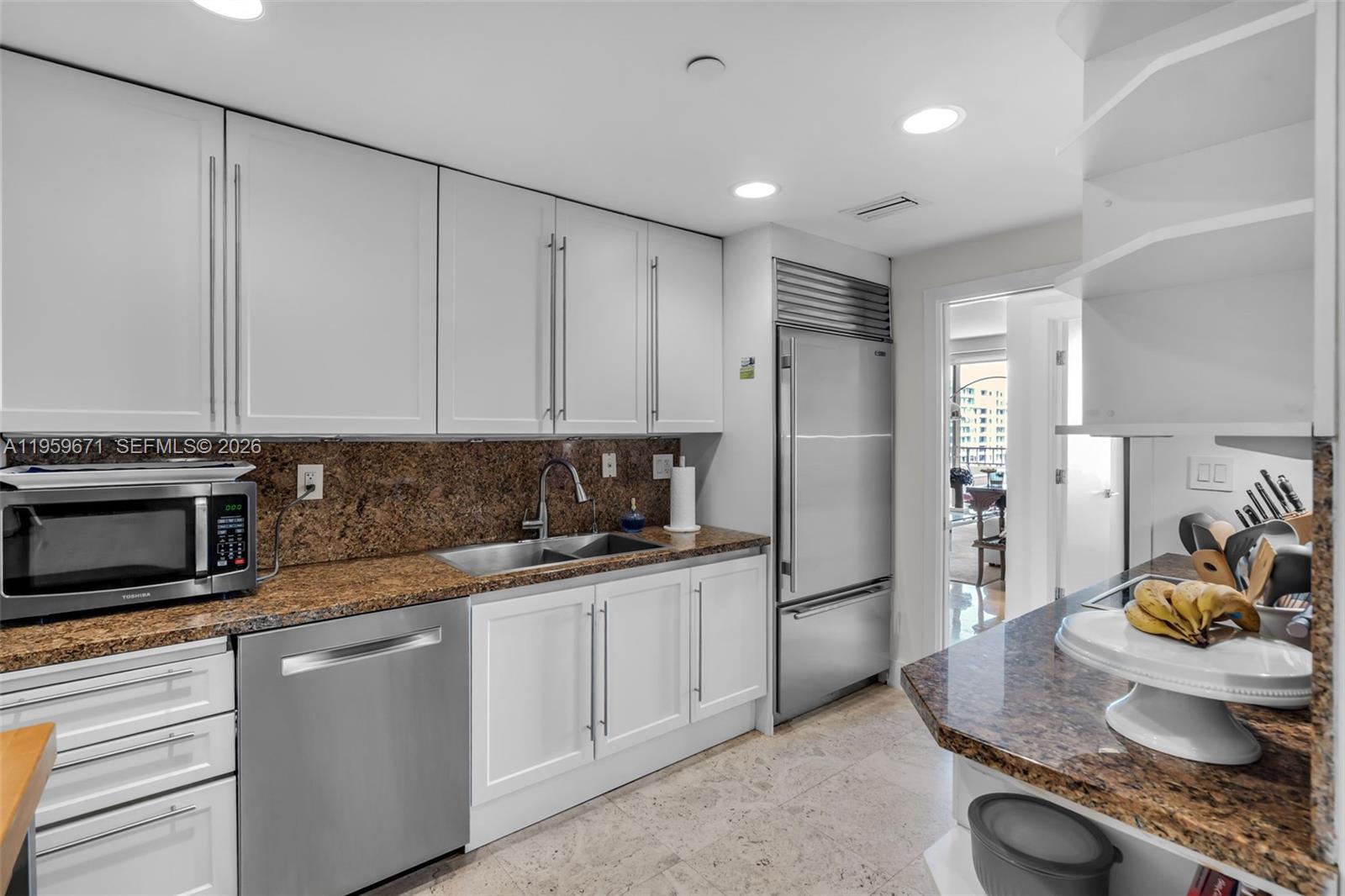 151 Crandon Blvd # 802