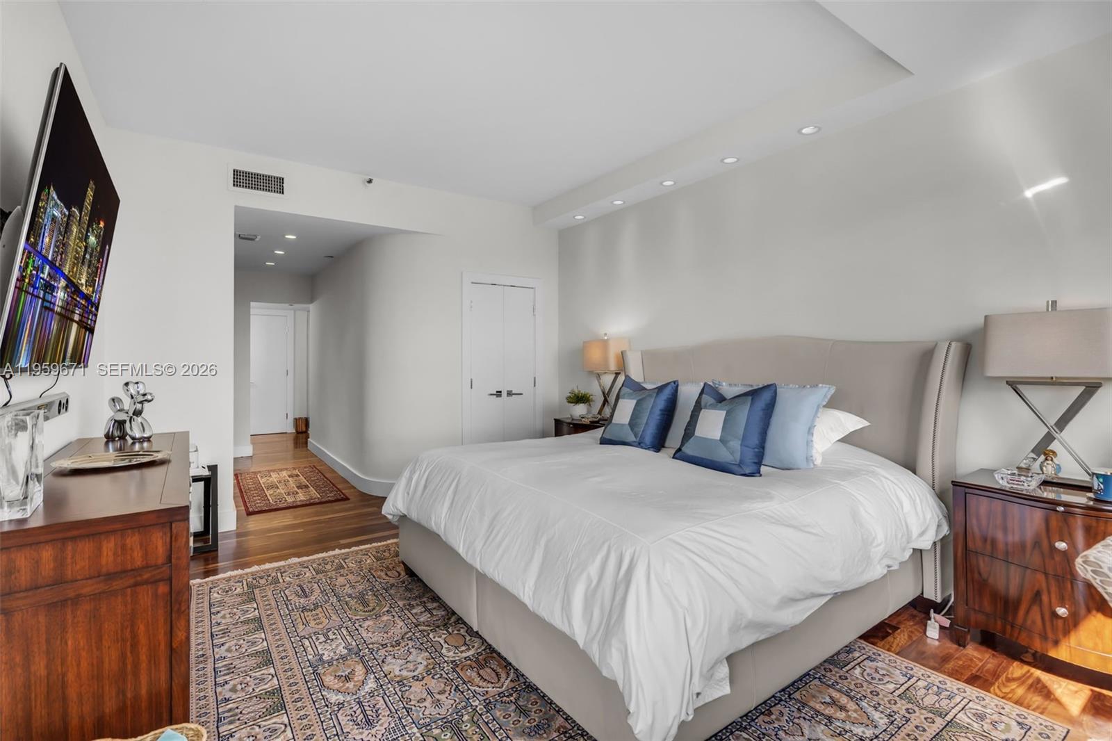 151 Crandon Blvd # 802