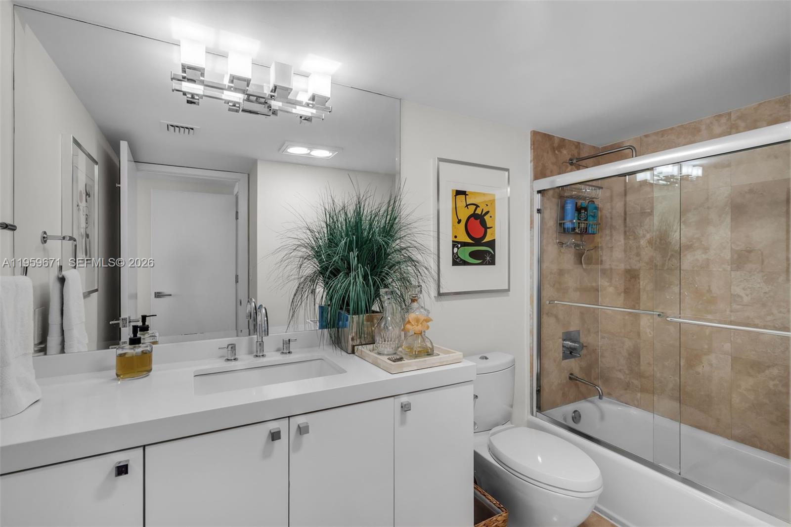 151 Crandon Blvd # 802