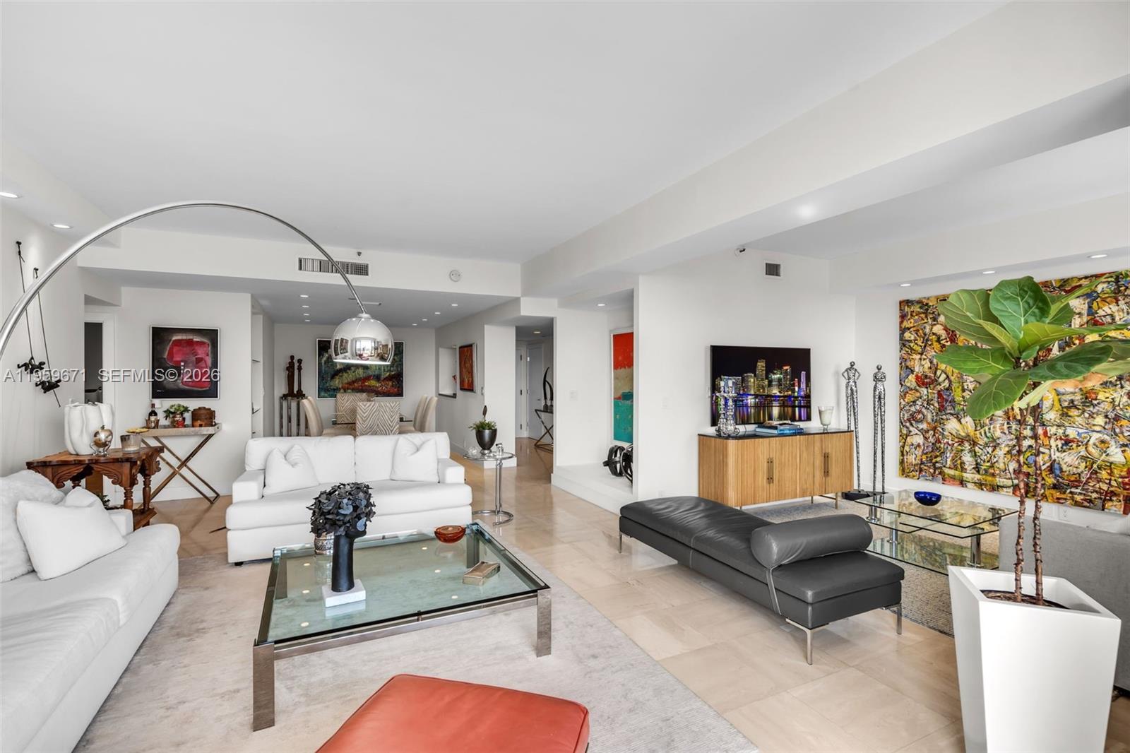 151 Crandon Blvd # 802