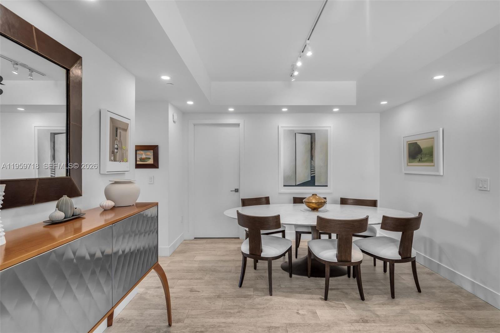 791 Crandon Blvd # 501