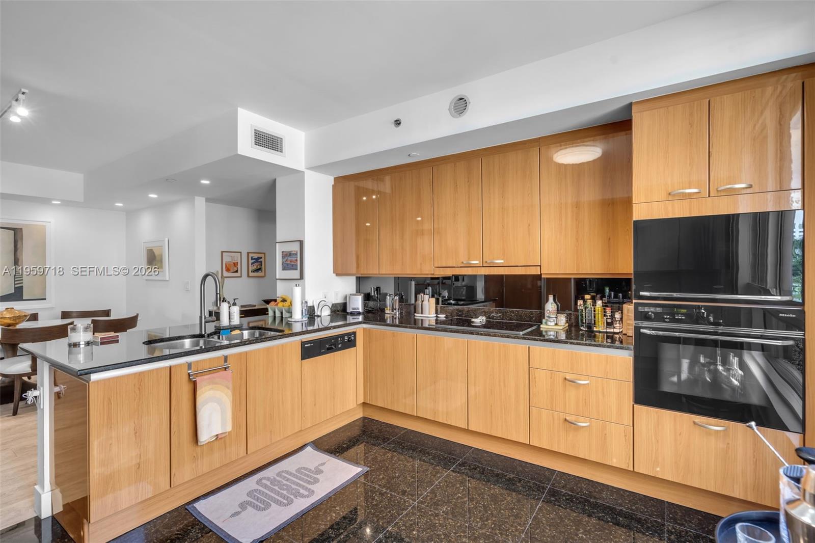 791 Crandon Blvd # 501