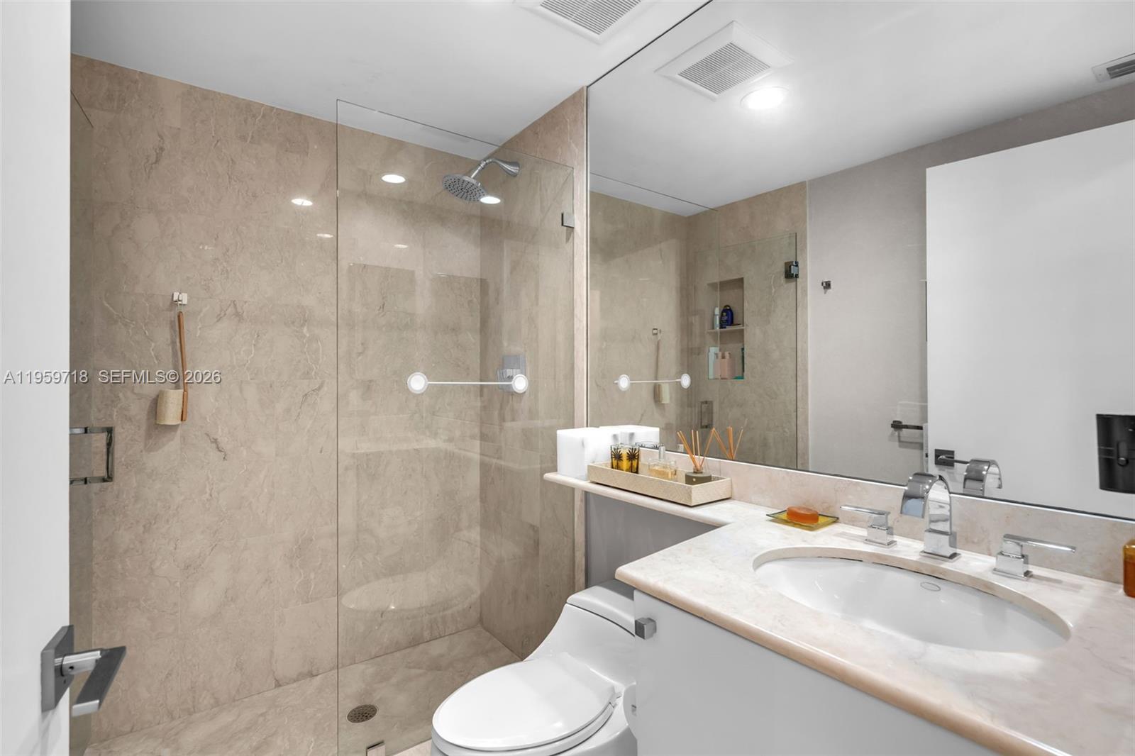 791 Crandon Blvd # 501