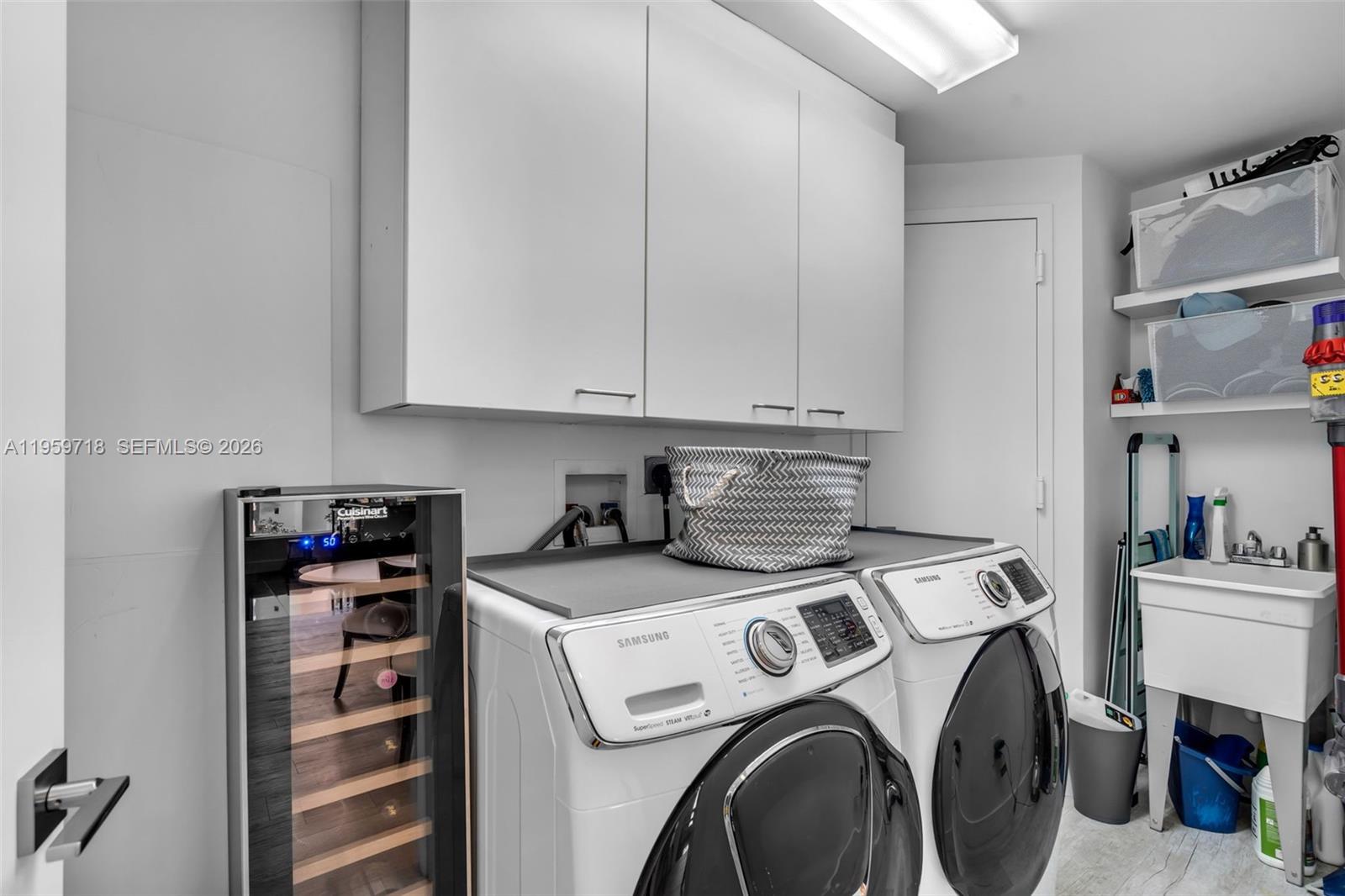 791 Crandon Blvd # 501