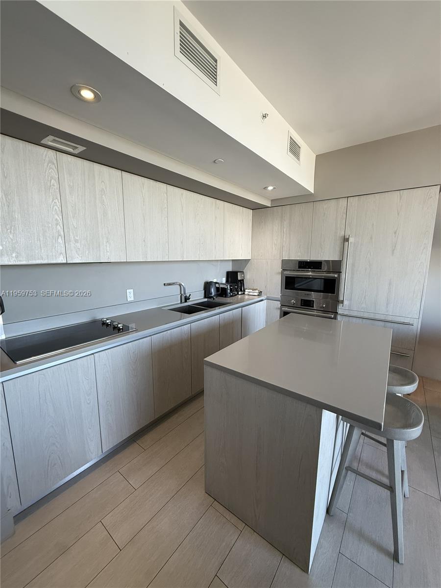 4010 S Ocean Dr # R2204