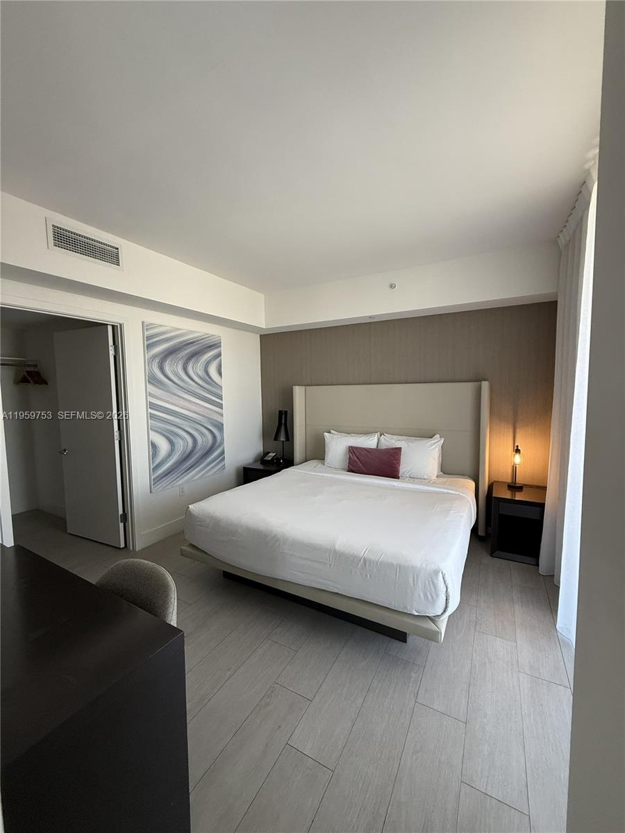 4010 S Ocean Dr # R2204