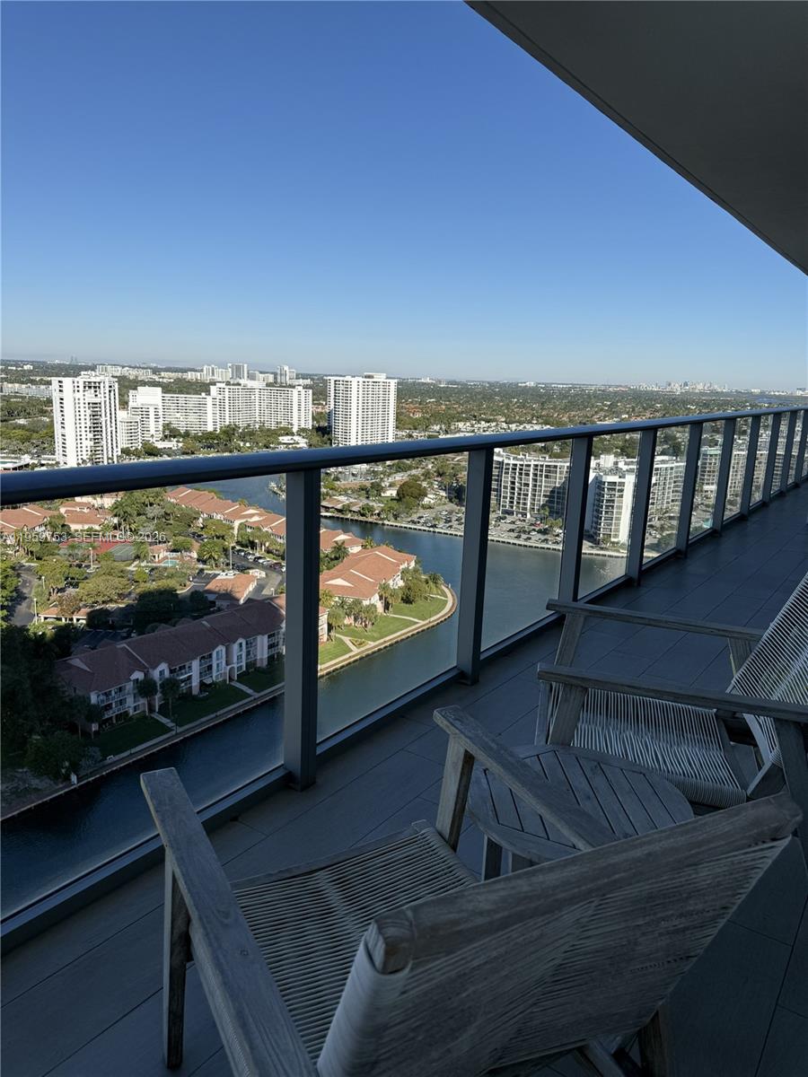 4010 S Ocean Dr # R2204