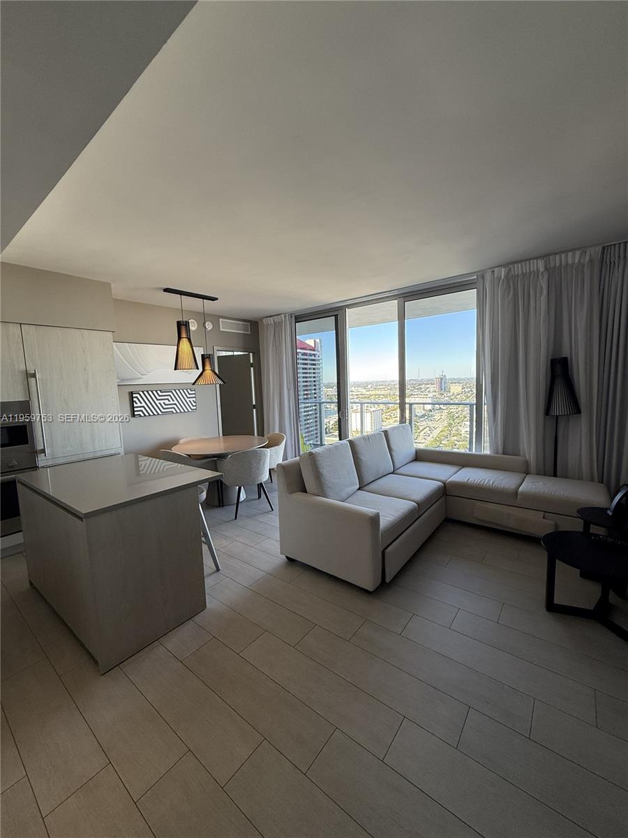 4010 S Ocean Dr # R2204