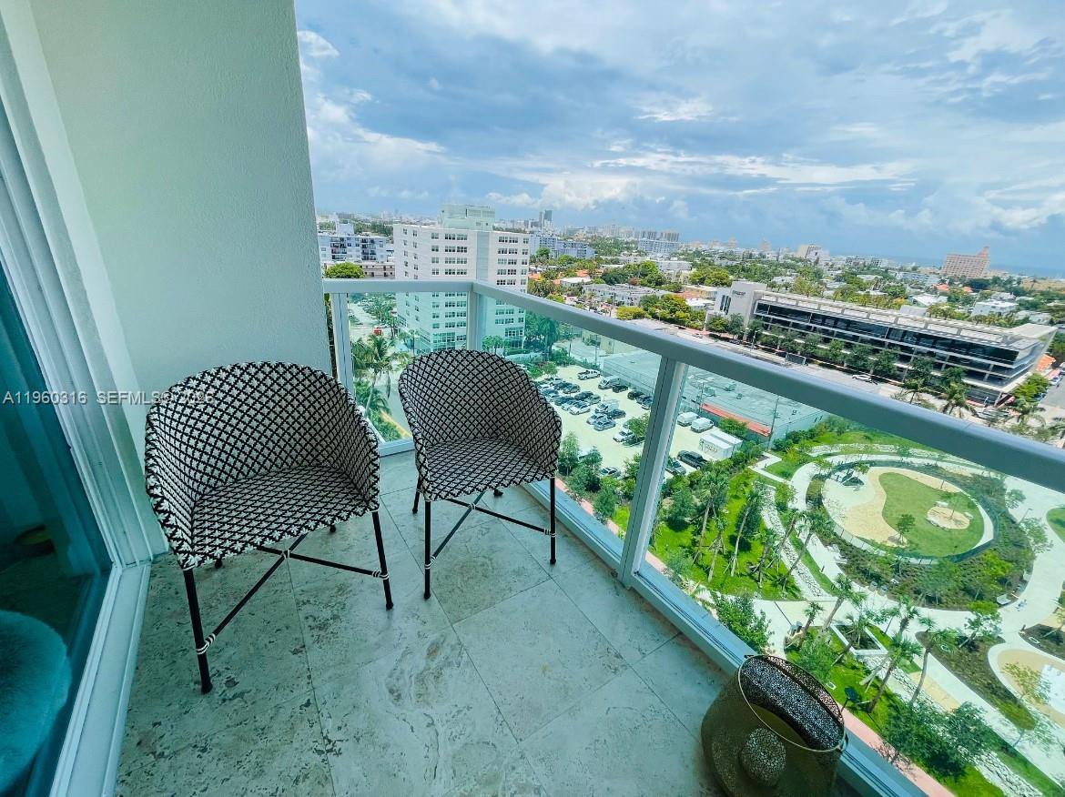 650 West Ave # 1704