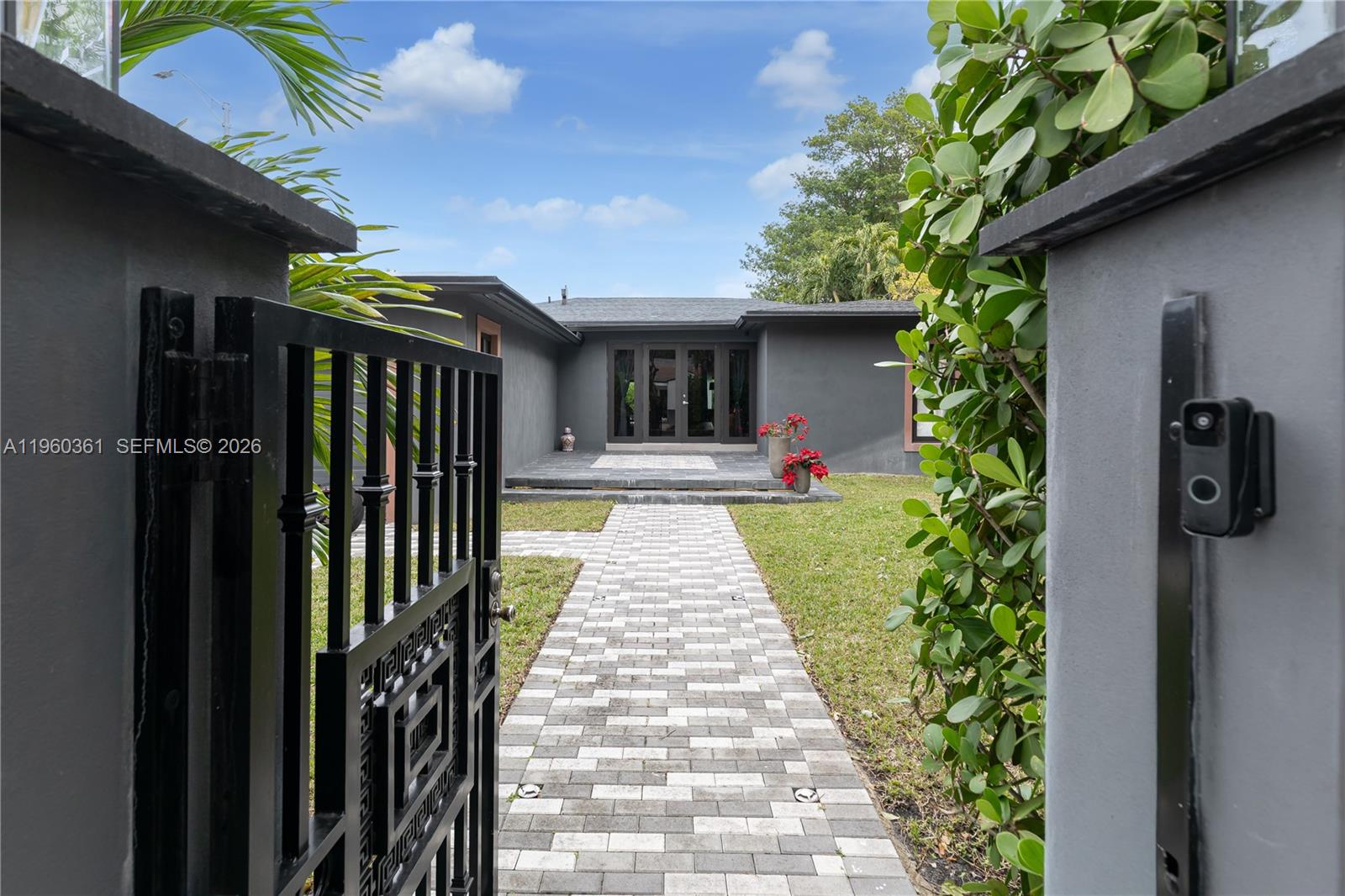 63 SW 31st Rd