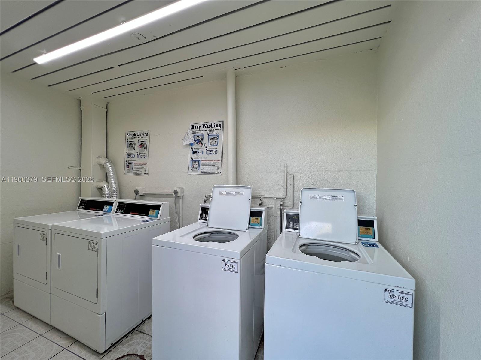 4255 N University Dr # 304