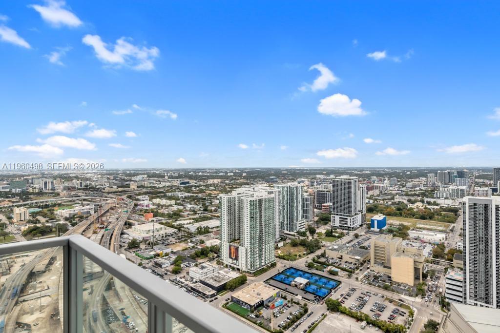 1100 Biscayne Blvd # 4907