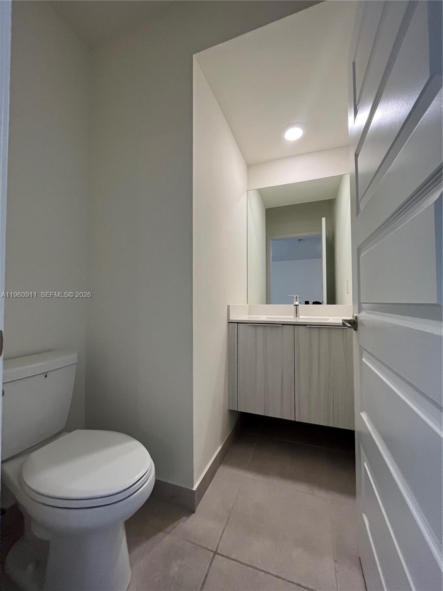 4935 NW 84th Ave # 0