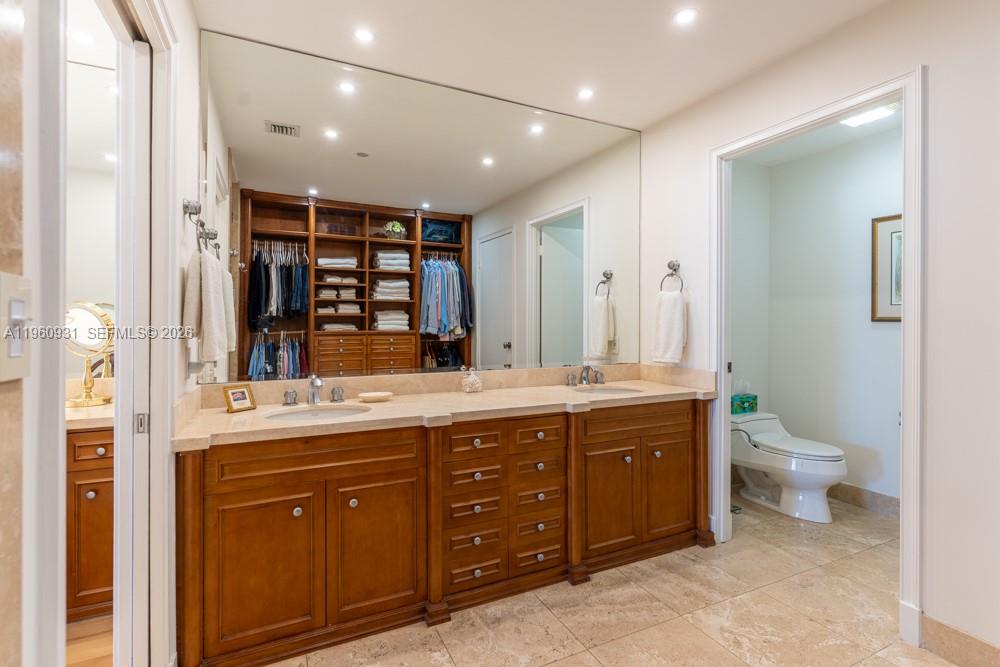 151 Crandon Blvd # 626