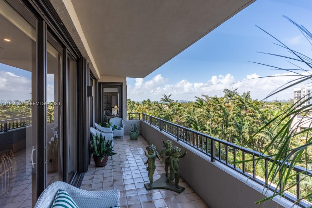 151 Crandon Blvd # 626