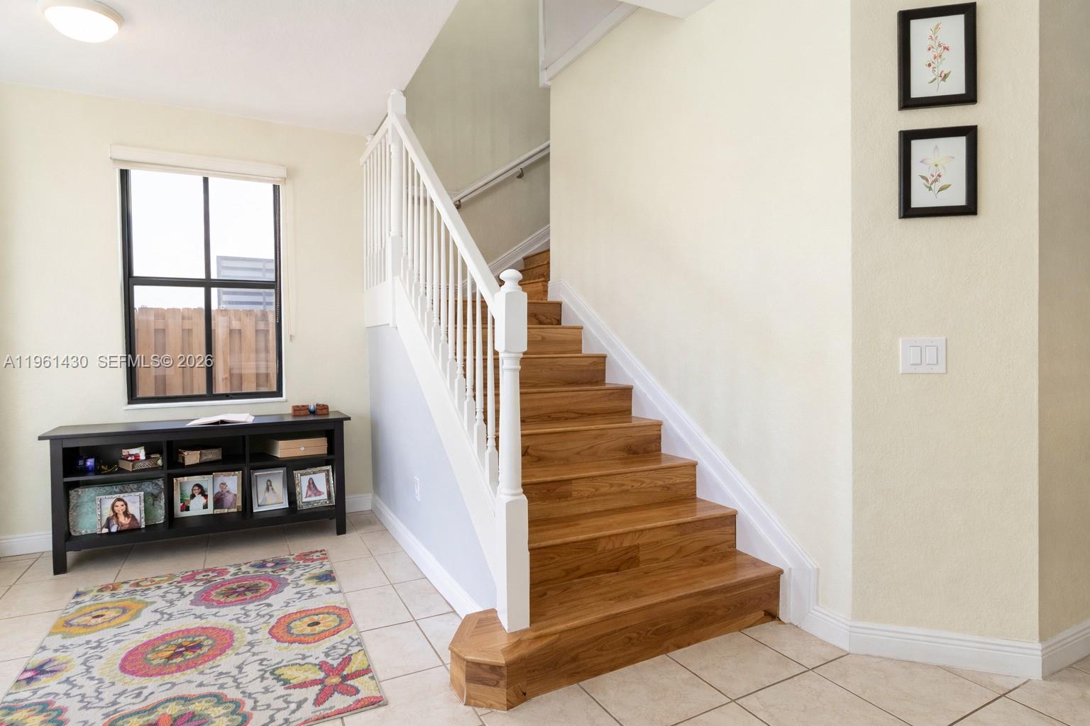 10013 NW 89th Ter