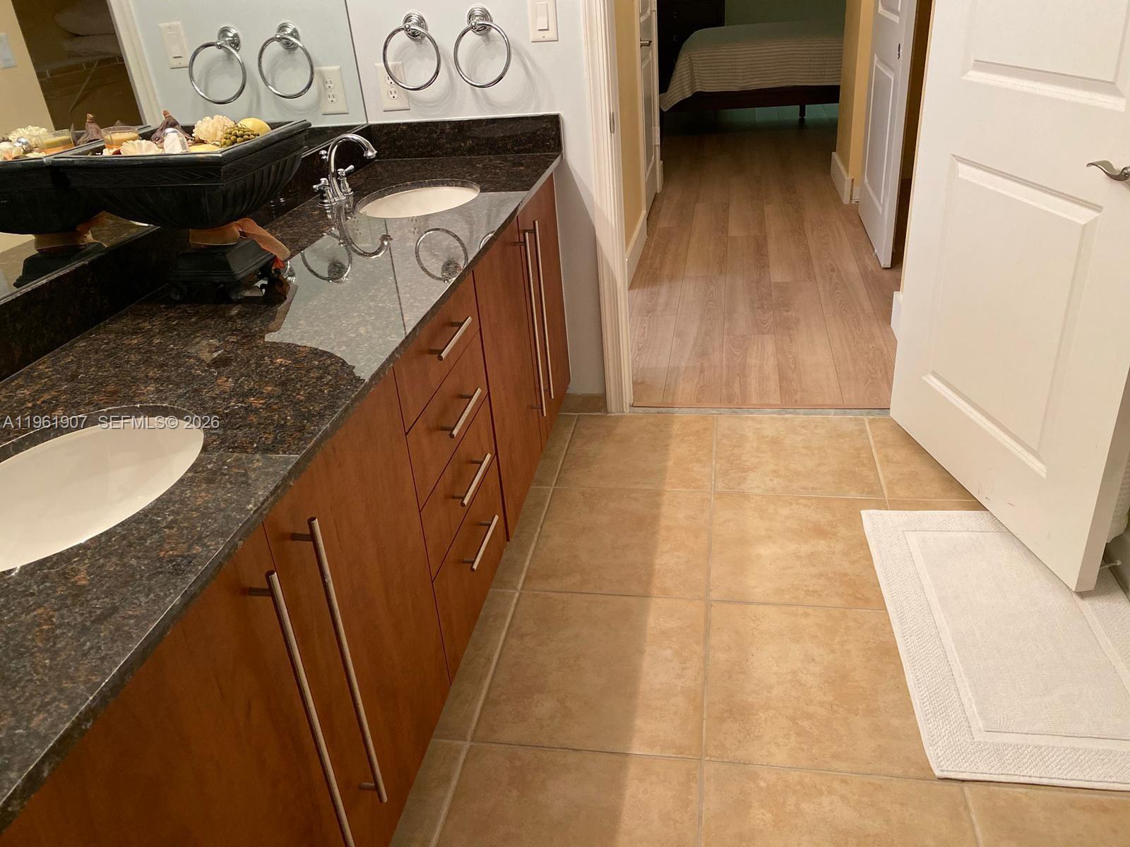 7350 SW 89th St # 2104S