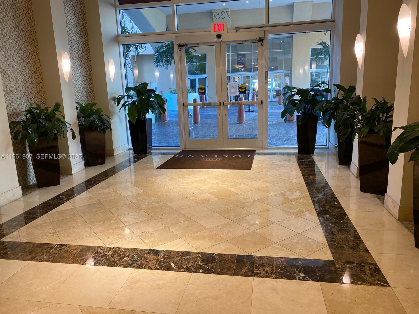 7350 SW 89th St # 2104S