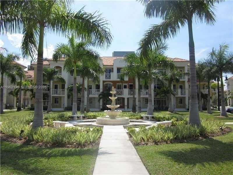 18402 NE 27 CT # 124