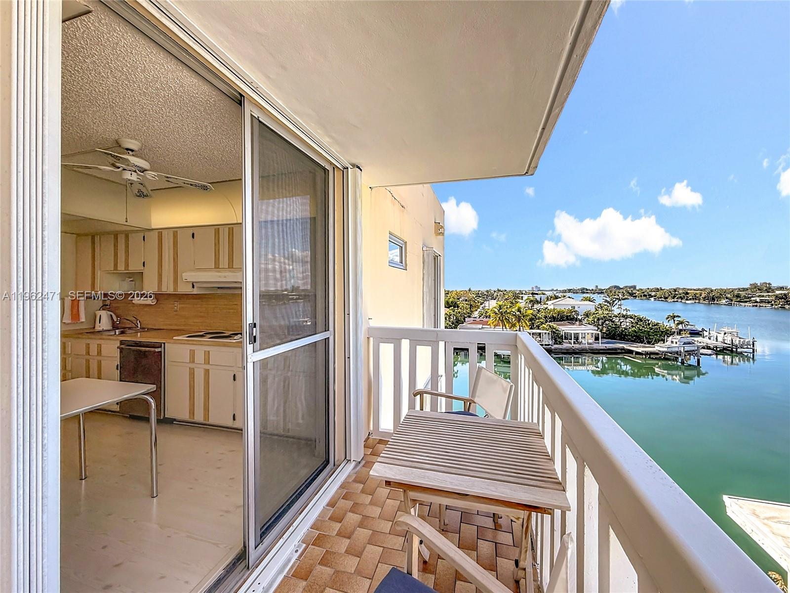 8530 Byron Ave # 505