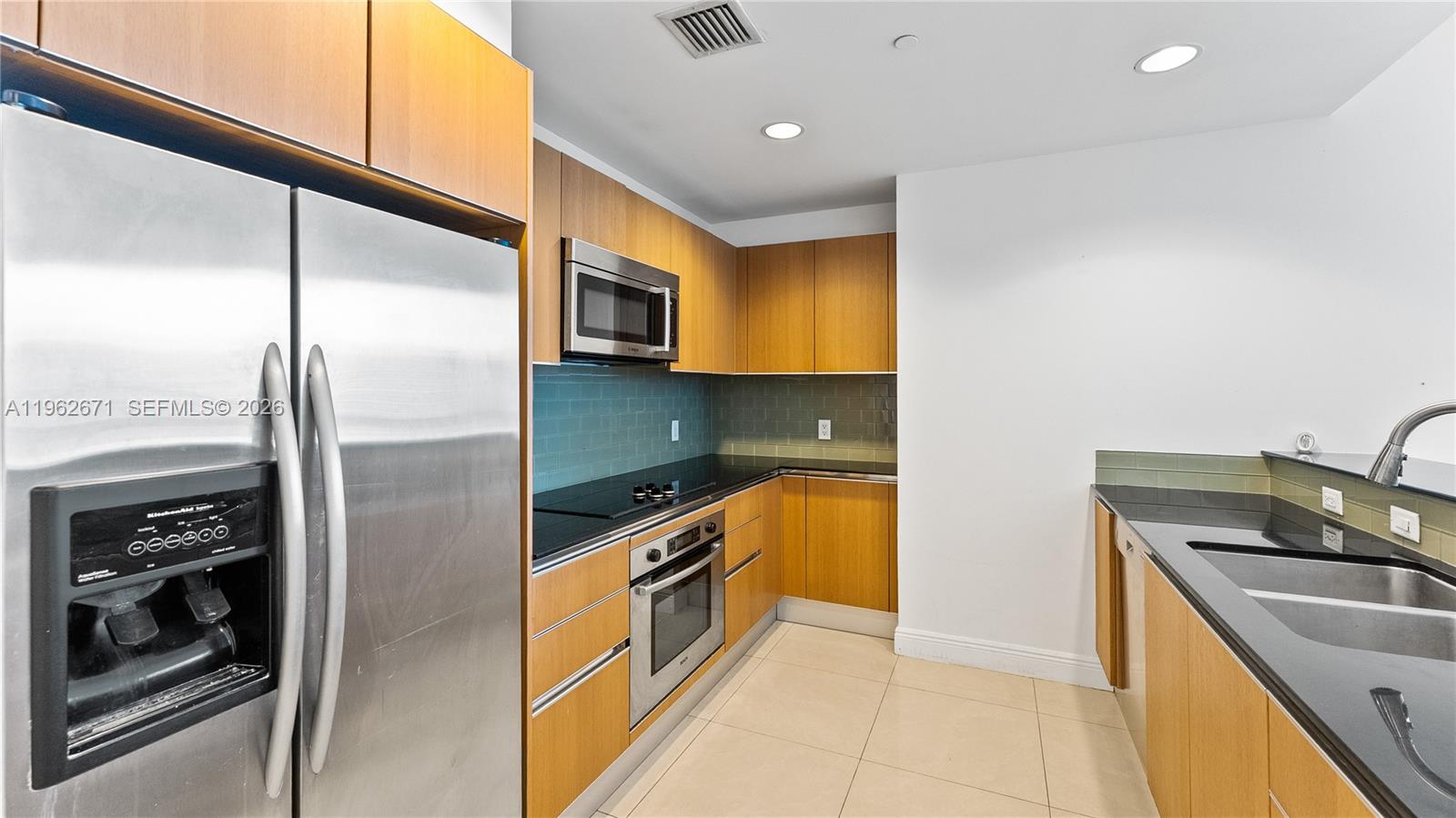 1050 Brickell Ave # 2620