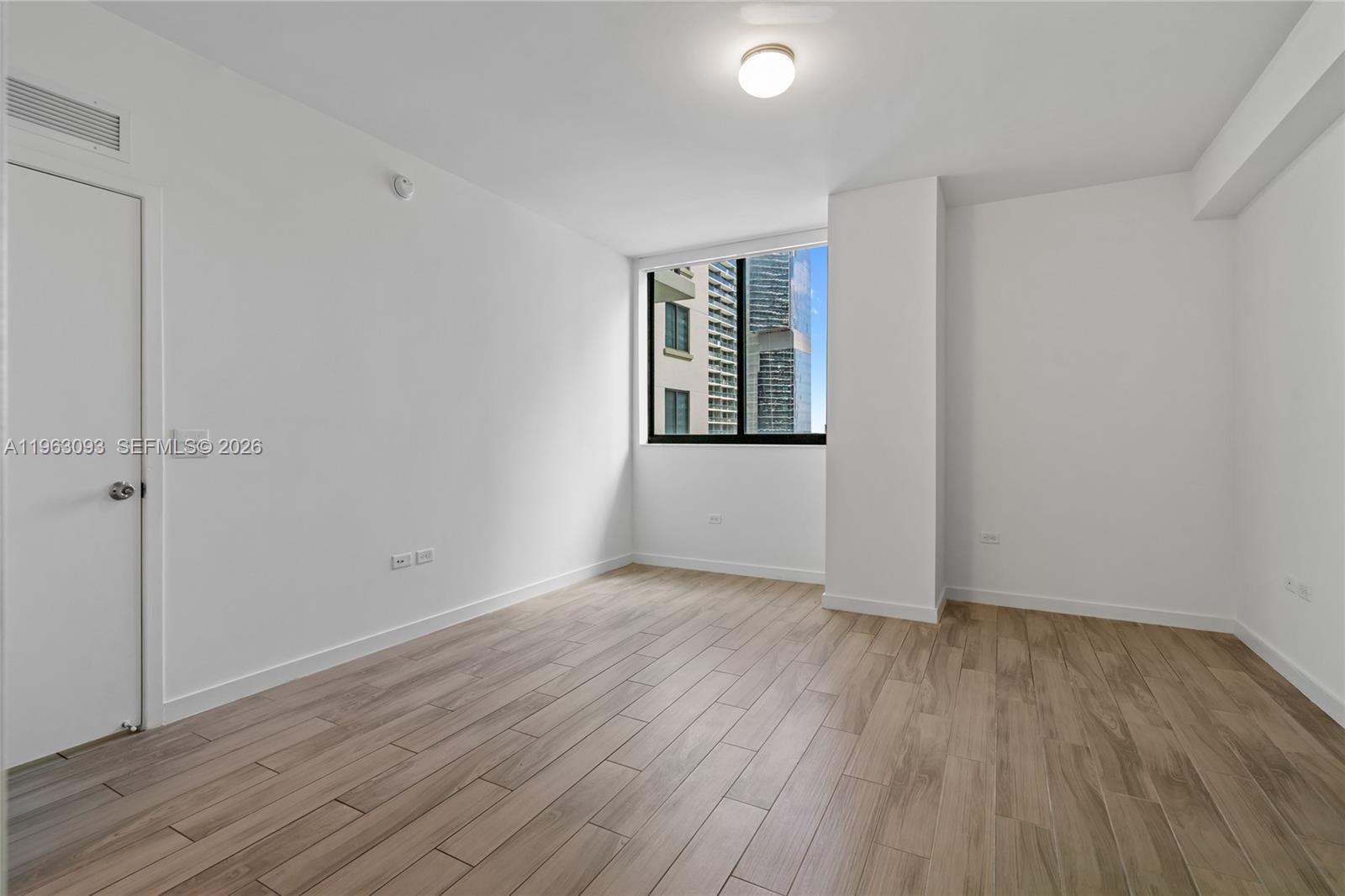 999 SW 1 AVENUE # 2411