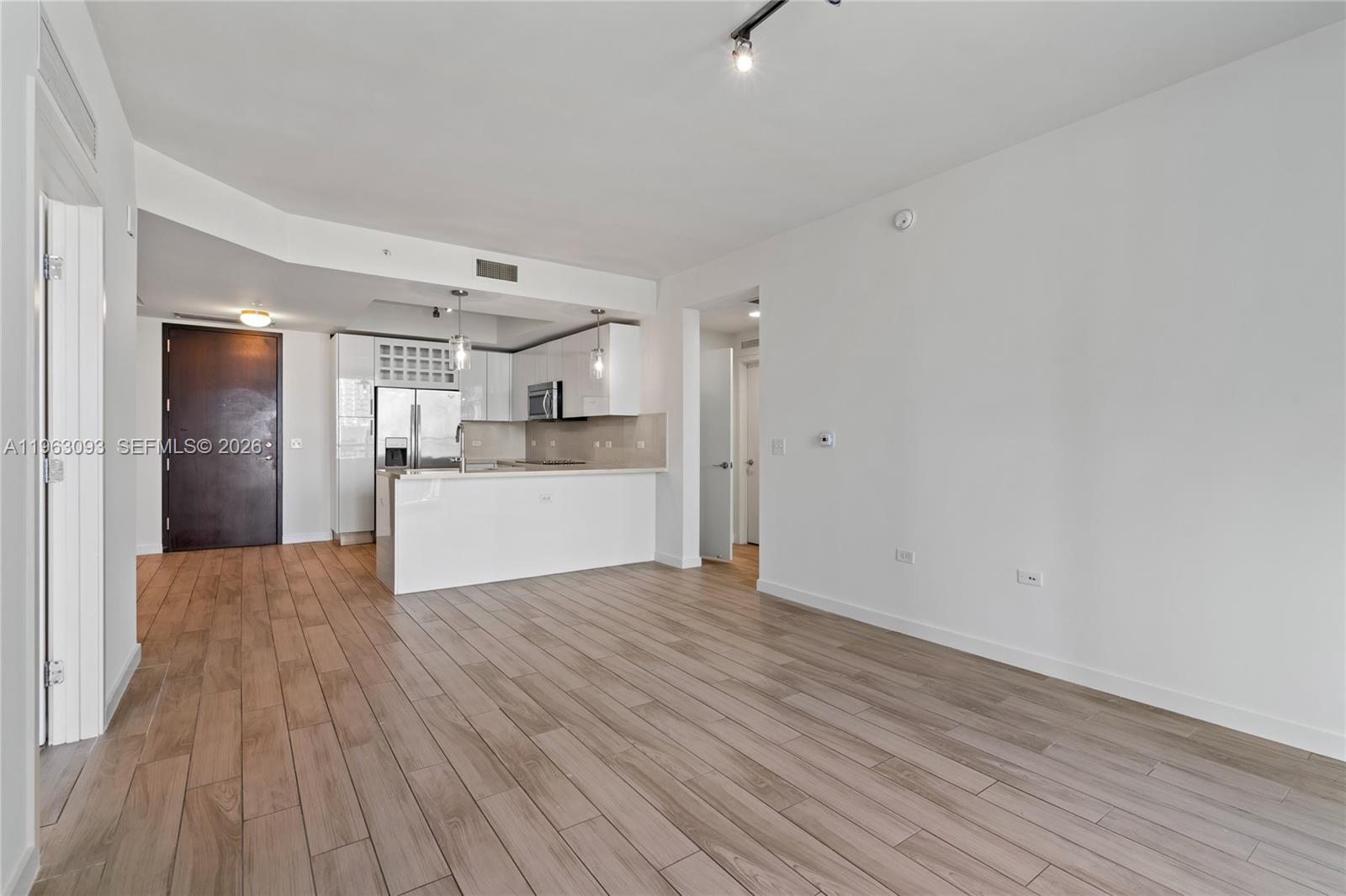 999 SW 1 AVENUE # 2411