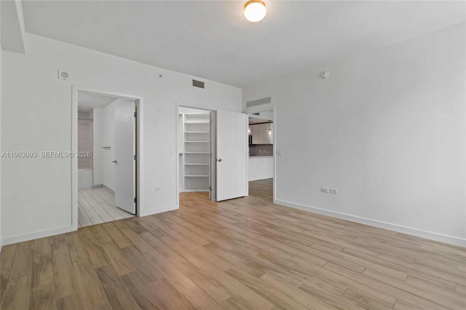 999 SW 1 AVENUE # 2411