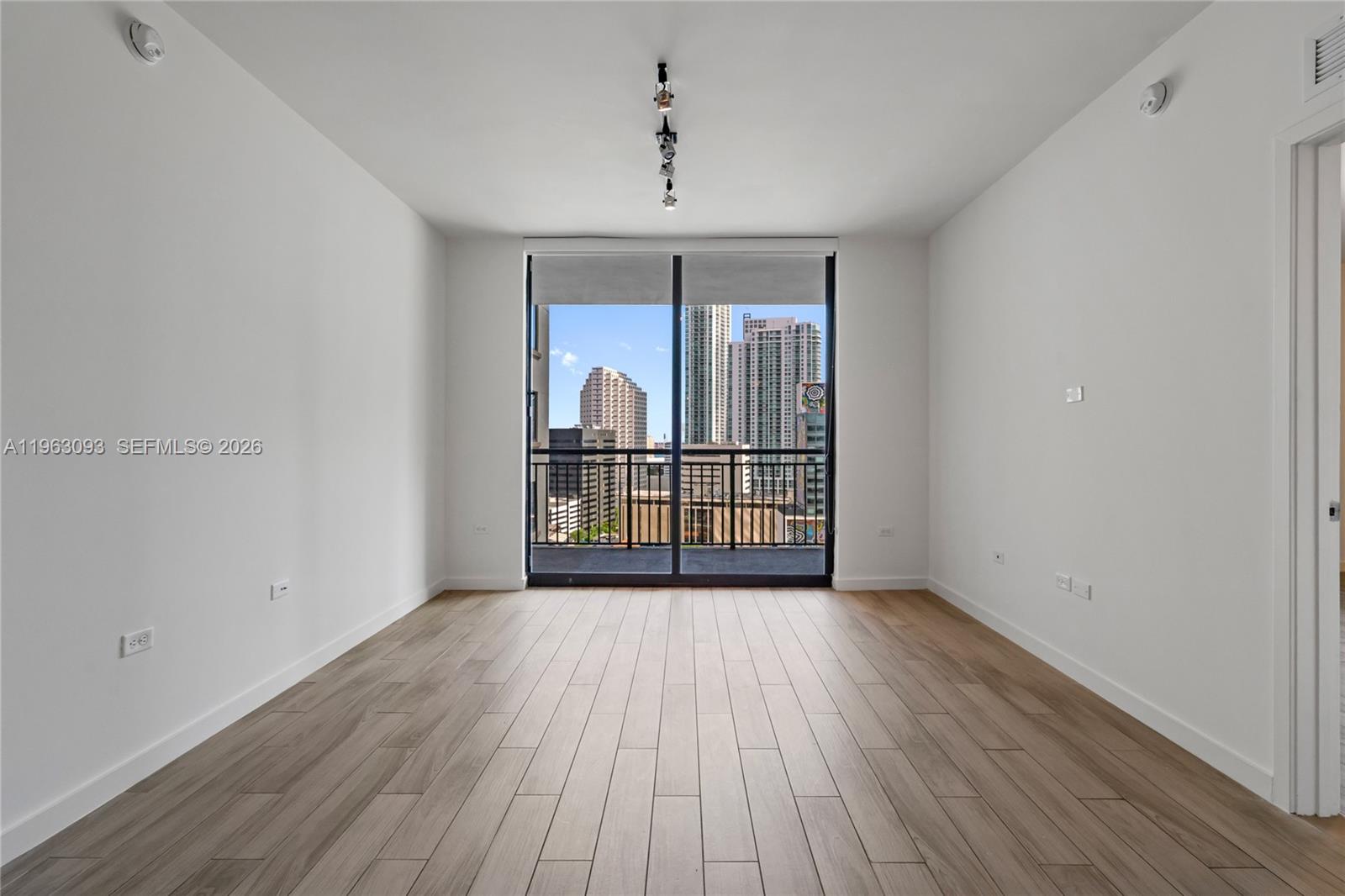 999 SW 1 AVENUE # 2411
