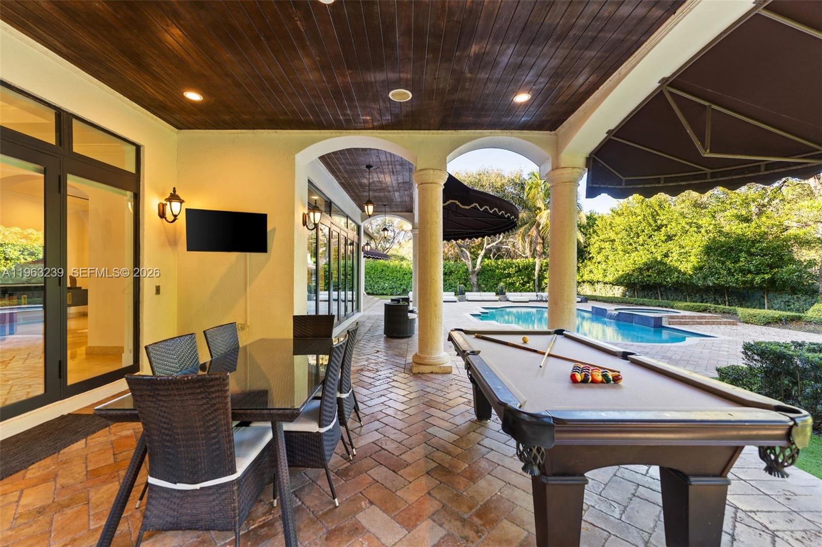 11111 Killian Park Rd